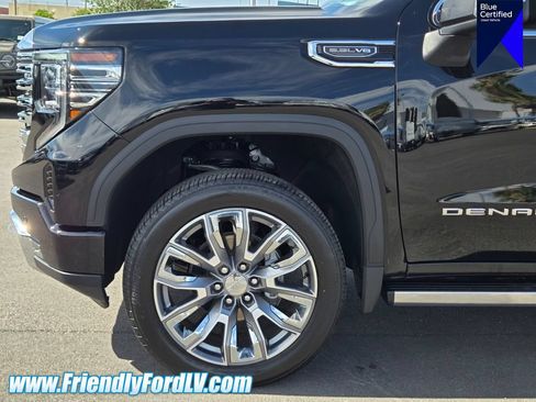 Used 2024 GMC Sierra 1500 Denali w/ Denali Reserve Package AWD/4WD image 8