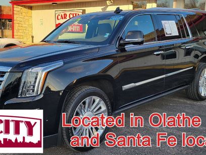 Used 2017 Cadillac Escalade ESV Platinum