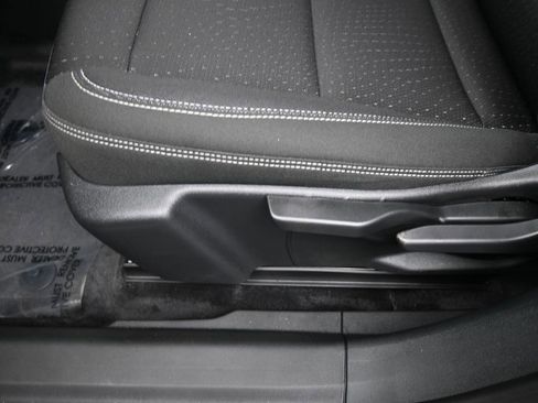 Used 2025 Chevrolet Blazer EV LT image 15