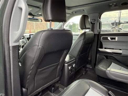 Certified 2023 Ford Explorer XLT w/ Equipment Group 202A image 19