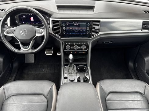 Used 2023 Volkswagen Atlas SEL Premium image 13