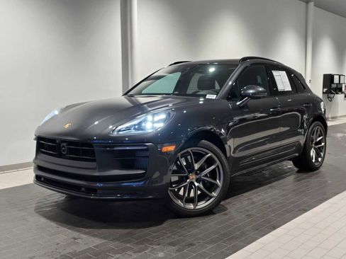 Used 2026 Porsche Macan GTS AWD/4WD image 1