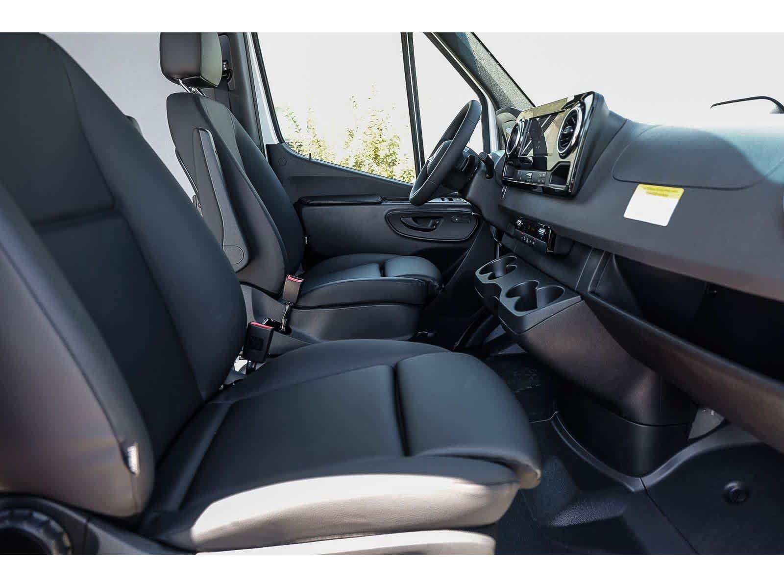 New 2026 Mercedes-Benz Sprinter 2500 image 17
