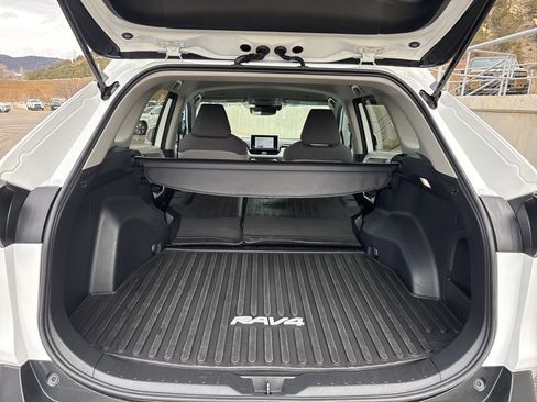 Used 2024 Toyota RAV4 XLE image 26