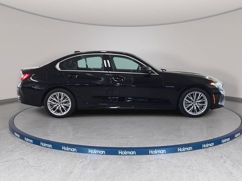 Used 2024 BMW 330i Sedan w/ Premium Package RWD image 6