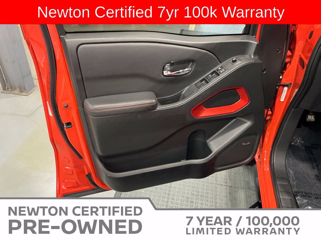 Used 2025 Nissan Frontier PRO-4X w/ Pro Premium Package AWD/4WD image 50