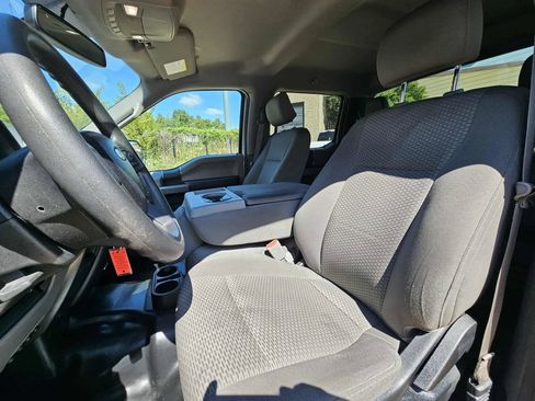 Used 2015 Ford F150 XLT w/ Trailer Tow Package image 13