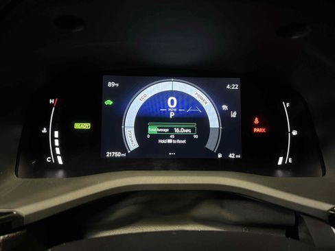 Used 2025 Toyota Camry LE w/ Convenience Package FWD image 7