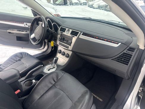 Used 2009 Chrysler Sebring Limited image 12
