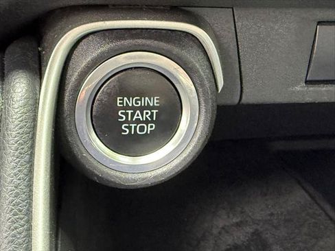 Certified 2024 Toyota Grand Highlander AWD image 30