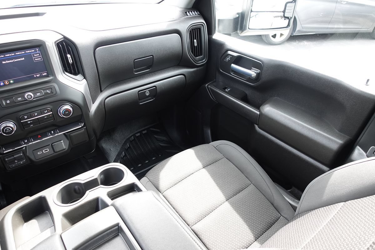 Used 2025 Chevrolet Silverado 2500 W/T AWD/4WD image 41