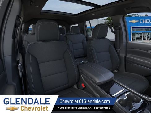New 2026 Chevrolet Traverse LT w/ Sun and Wheel Package image 16