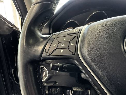 Used 2013 Mercedes-Benz GLK 350 4MATIC w/ Premium 1 Pkg image 36