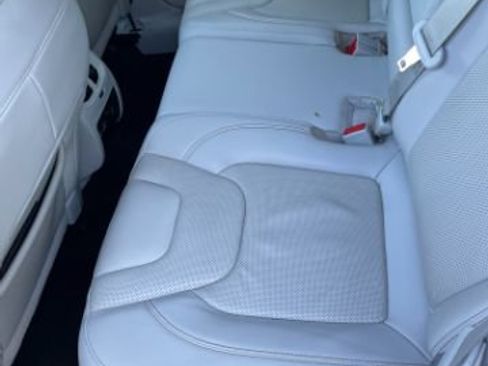 Used 2021 Jeep Cherokee Limited FWD image 17