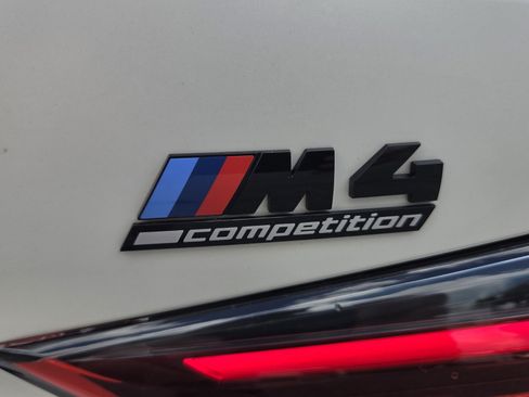 Used 2022 BMW M4 xDrive Competition w/ Executive Package AWD/4WD image 13