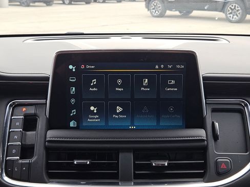 Used 2024 Chevrolet Tahoe Z71 w/ Luxury Package image 17