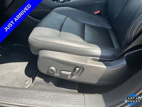 Used 2021 Volvo XC40 T5 Momentum w/ Premium Package AWD/4WD image 27