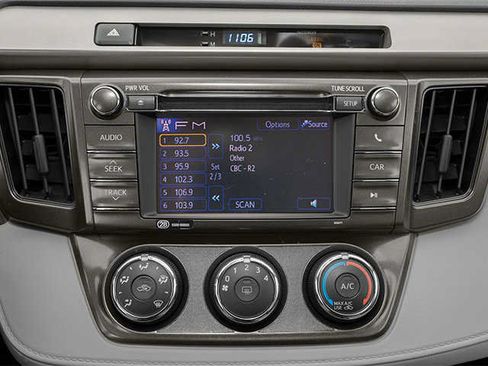 Used 2013 Toyota RAV4 XLE AWD/4WD image 13