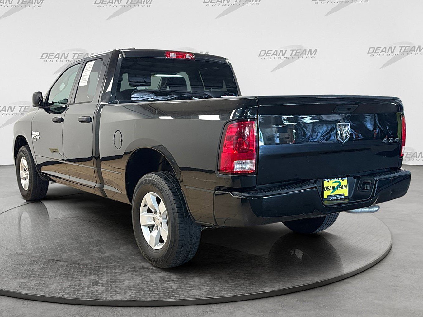 Used 2019 RAM 1500 Express AWD/4WD image 6