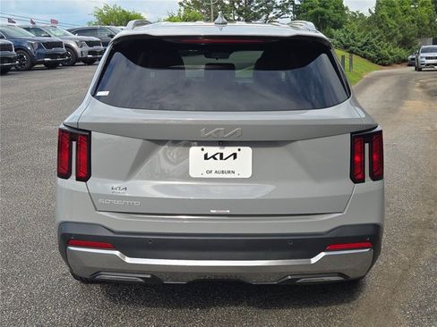 Certified 2025 Kia Sorento S FWD image 26