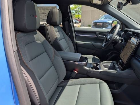 New 2026 GMC Terrain AT4 w/ Convenience Package III AWD/4WD image 24