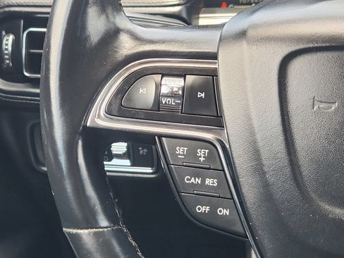 Used 2021 Lincoln Nautilus Reserve AWD/4WD image 31