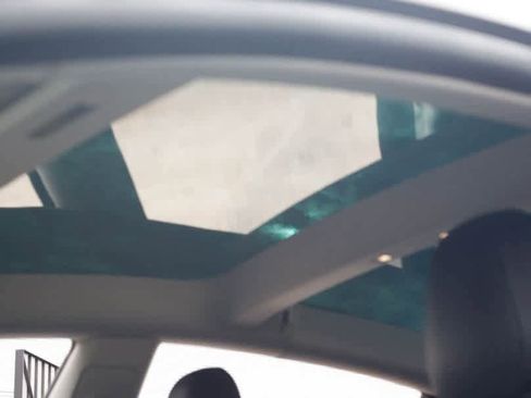 Used 2021 Tesla Model 3 Long Range image 29