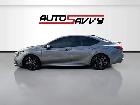 Used 2025 Toyota Camry XSE image 4