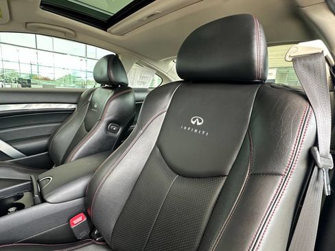 Used 2011 INFINITI G37 IPL RWD image 23