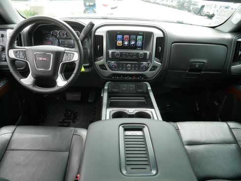 Used 2017 GMC Sierra 1500 SLT w/ SLT Premium Package AWD/4WD image 10