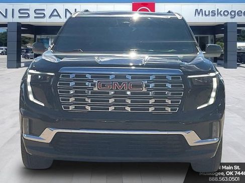 Used 2025 GMC Acadia Denali w/ LPO, Floor Liner Package AWD/4WD image 2