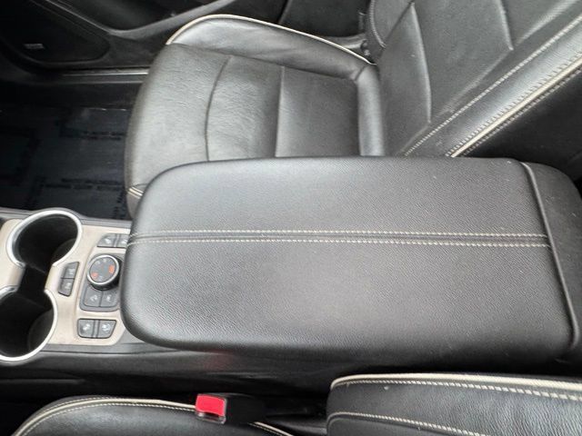 Used 2019 GMC Terrain Denali w/ Advanced Safety Package AWD/4WD image 23