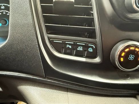 Used 2020 Ford Transit 350 XL image 29