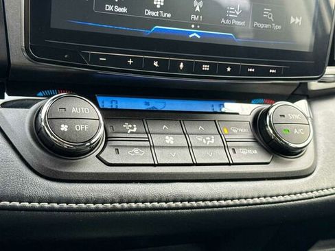 Used 2018 Toyota RAV4 LE Plus image 17