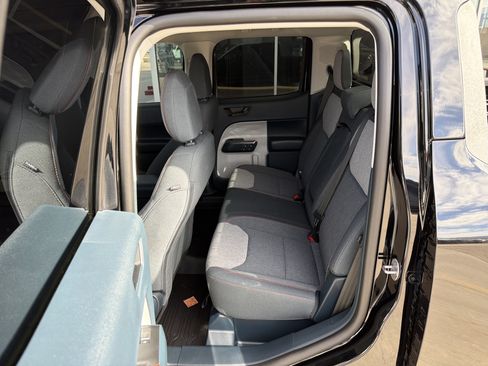 Used 2024 Ford Maverick XLT image 10