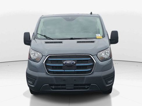Used 2022 Ford E-Transit Low Roof image 2
