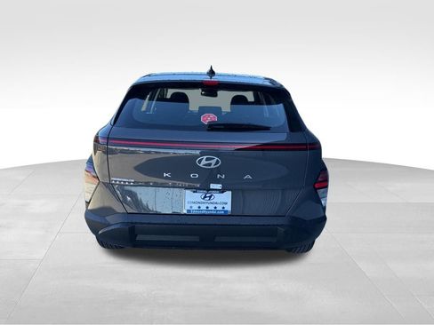 New 2026 Hyundai Kona SE image 9