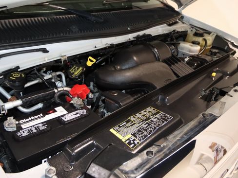Used 2014 Ford E-350 and Econoline 350 XLT image 71