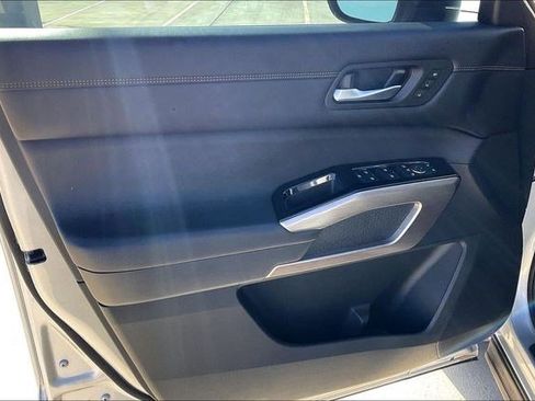 Used 2022 Nissan Pathfinder Platinum w/ Cargo Package image 28