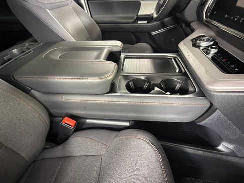 Used 2025 Ford Expedition Max Active RWD image 33