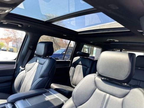 New 2026 Jeep Grand Wagoneer 4WD image 12