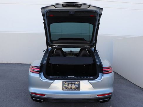 Used 2019 Porsche Panamera 4 image 22
