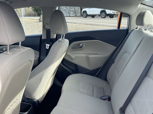 Used 2014 Kia Rio LX image 13