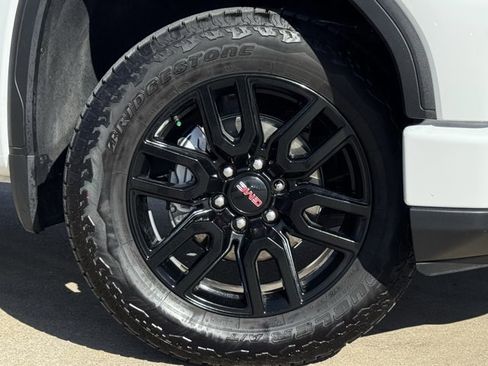Used 2025 GMC Sierra 1500 Elevation w/ X31 Off-Road Package image 32