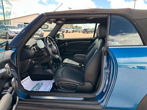 Used 2024 MINI Cooper Convertible FWD image 9