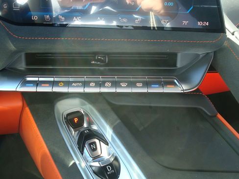 New 2026 Chevrolet Corvette Stingray Premium Conv w/ Z51 Performance Package RWD image 17
