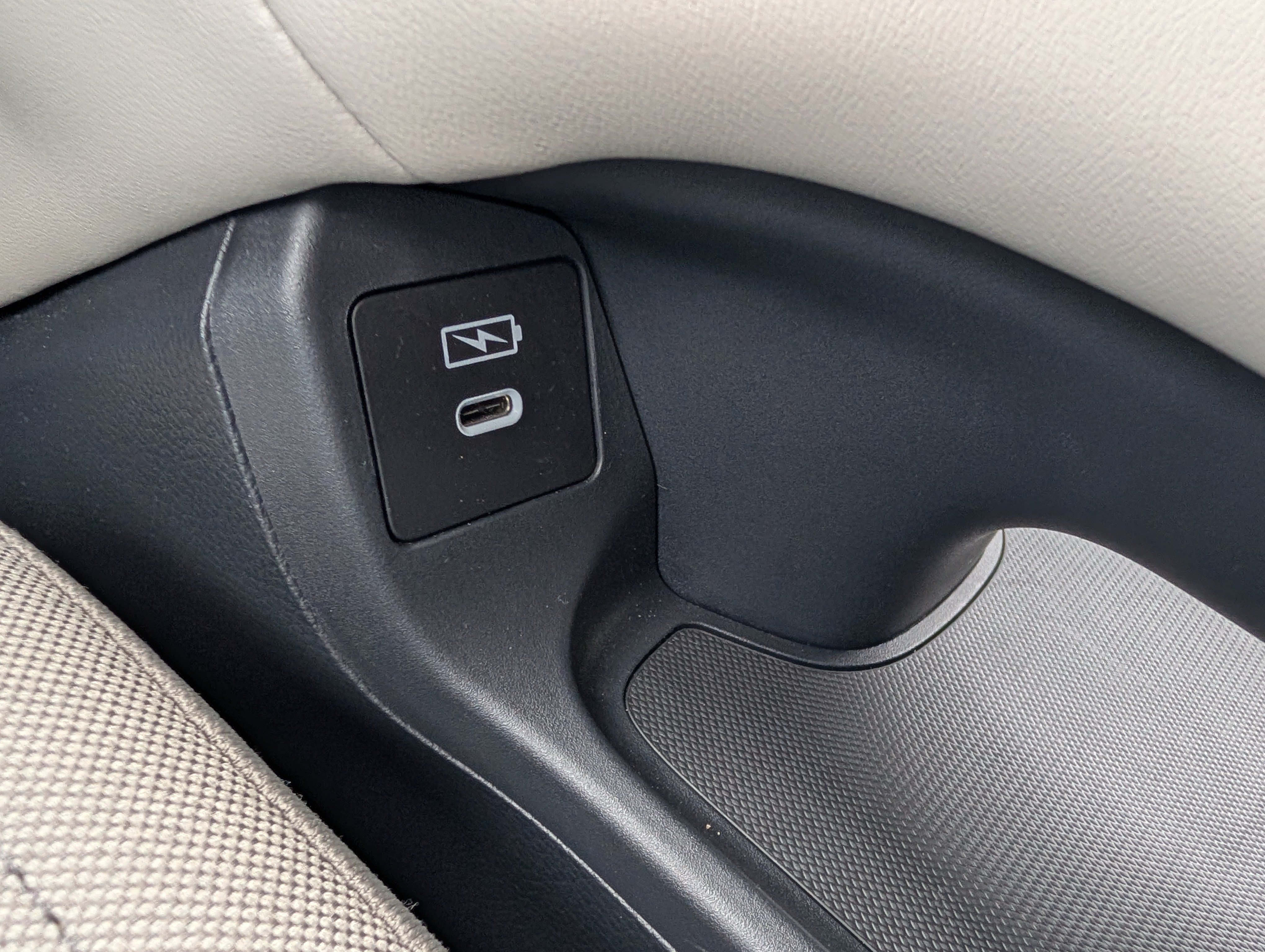 Used 2026 Honda HR-V LX image 32