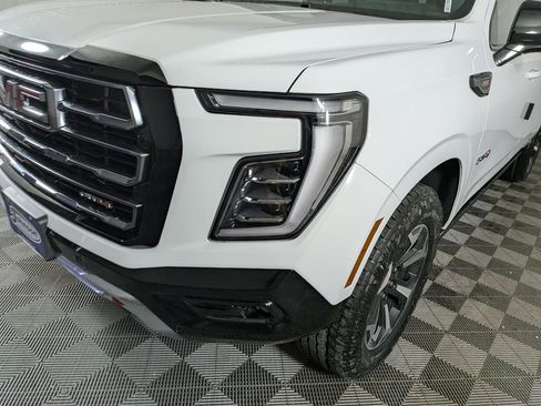 New 2026 GMC Yukon XL AT4 w/ AT4 Premium Plus Package image 12