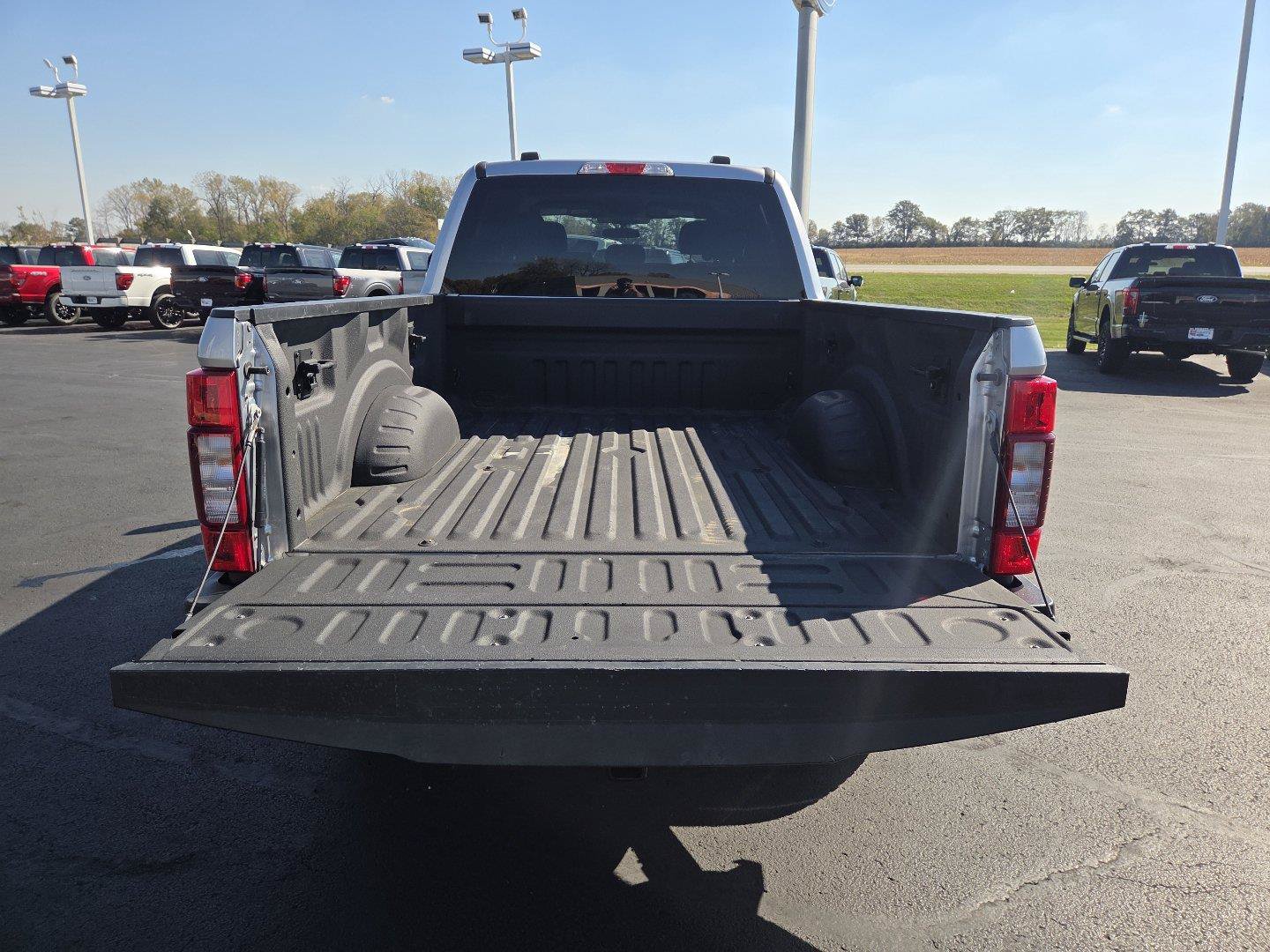 Used 2022 Ford F250 XLT w/ XLT Premium Package AWD/4WD image 19