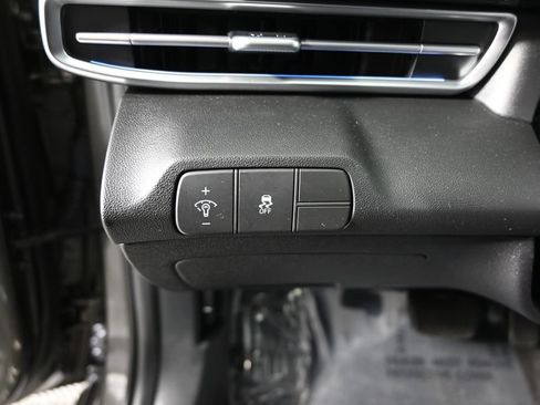 Used 2024 Hyundai Elantra SEL w/ Convenience Package FWD image 23